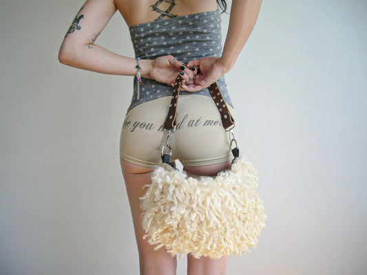 Fluffy Small Slouch - Cream