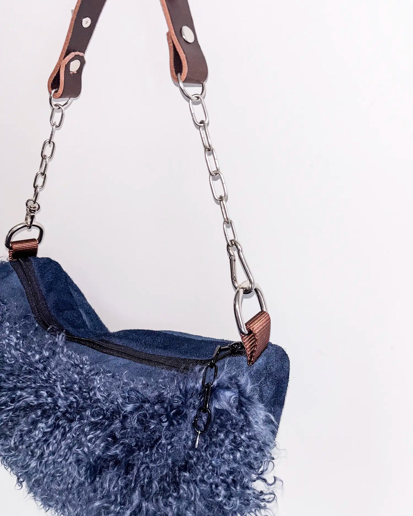 Fluffy Slouch Small - Blue